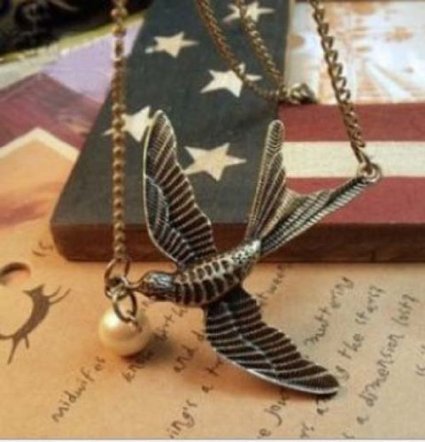 Amazon Retro Wild Swallow Pendant Necklace